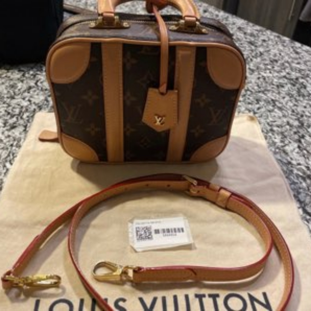 Louis Vuitton Purse